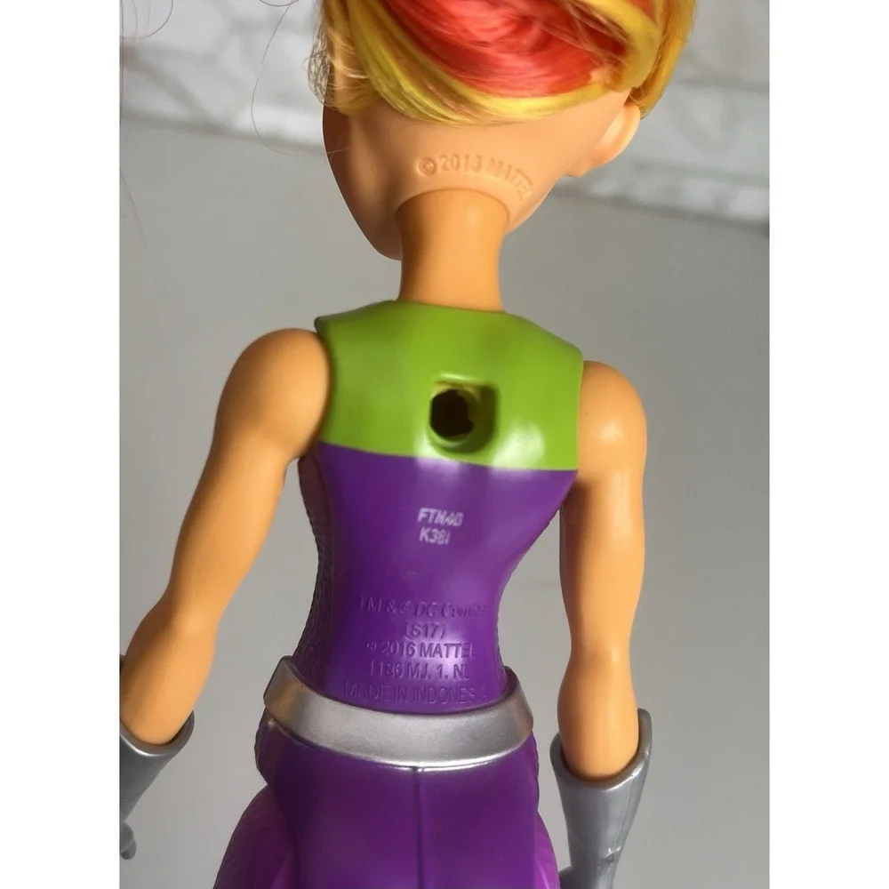 DC Super Hero Girls Starfire 12